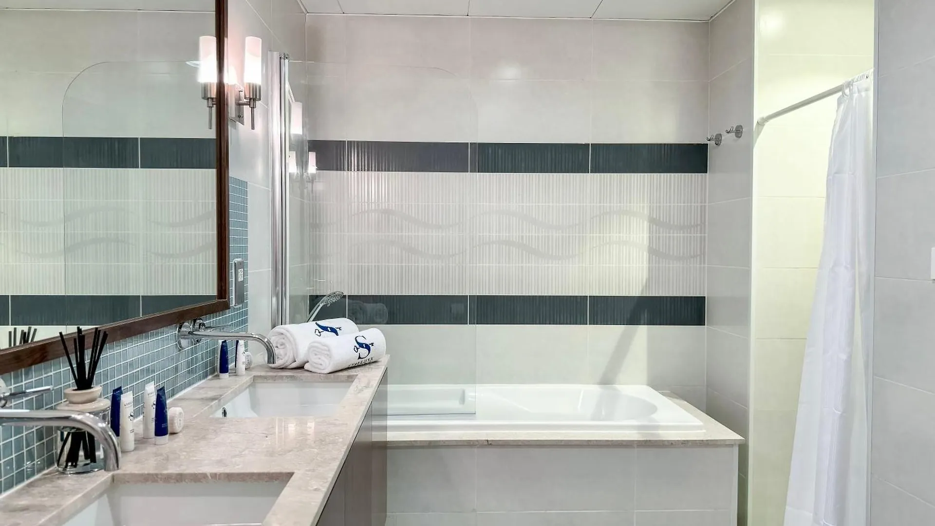 Exquisite 1Br Hidden Gem - Oceana Residences Dubai 0*,  Birleşik Arap Emirlikleri
