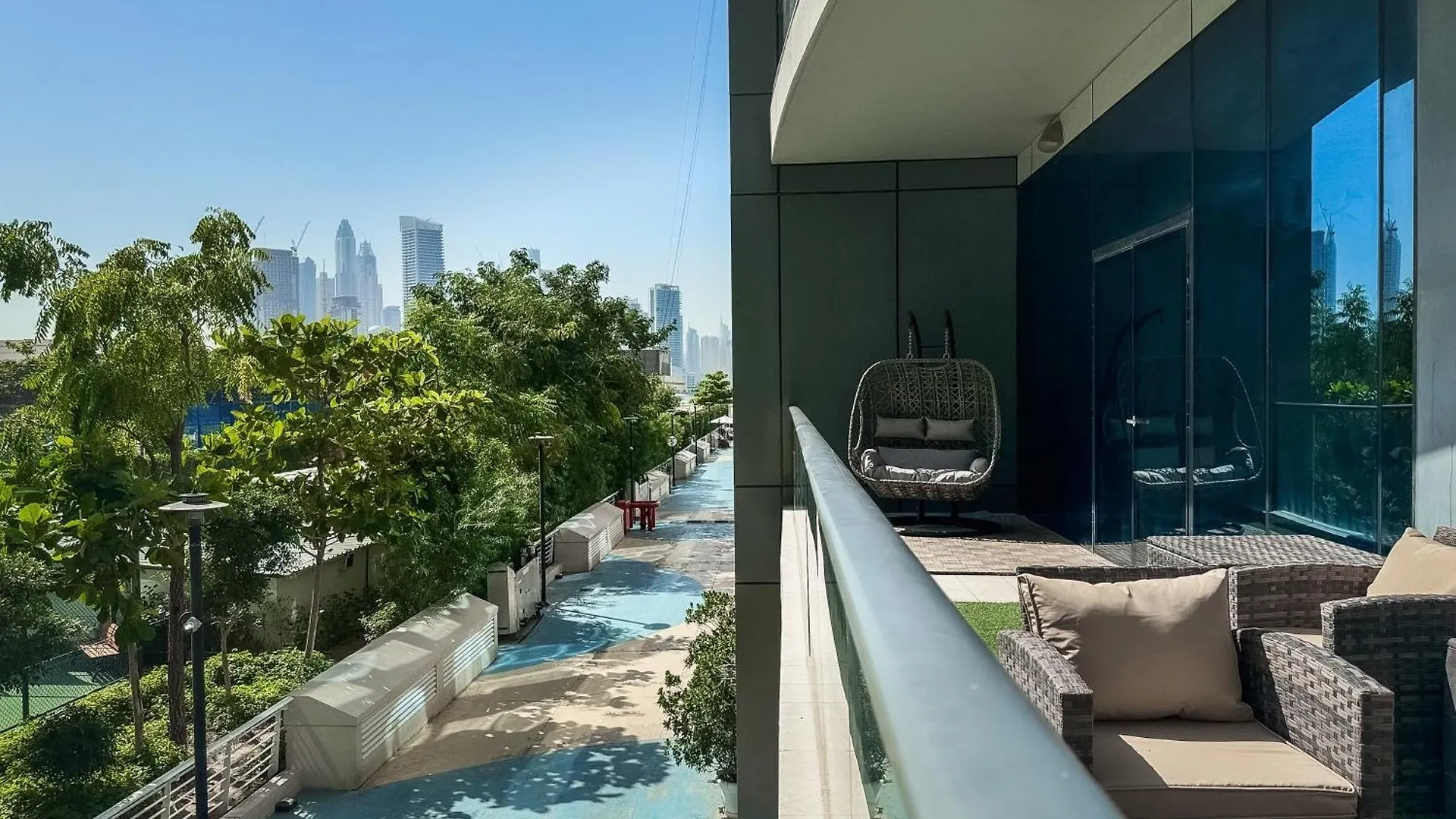Daire Exquisite 1Br Hidden Gem - Oceana Residences Dubai